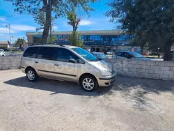Gris / plata Usado 2005 Ford Galaxy Trend Monovolumen | 3500 €