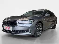 Gris / plata Usado 2024 Skoda Superb Selection Familiar | 40.000 € (Precio justo)