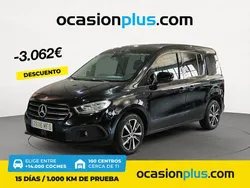Negro Usado 2023 Mercedes A180 Monovolumen | 26.100 € (Precio justo)
