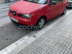 Rojo Usado 2001 Seat Arosa Stella Utilitario | 1600 €