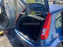 Azul Usado 2007 Ford Fiesta Ambiente Utilitario | 2500 € (Buen precio)