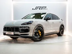 Gris / plata Usado 2019 Porsche Cayenne Turbo SUV | 107.990 €