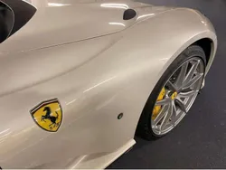 Blanco Usado 2022 Ferrari 812 Descapotable | 520.000 €