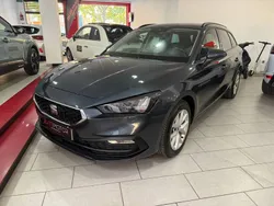 Gris Usado 2023 Seat Leon Style Familiar | 17.570 € (Precio justo)