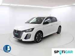 Blanco Usado 2024 Peugeot e-208 Style Utilitario | 33.790 €