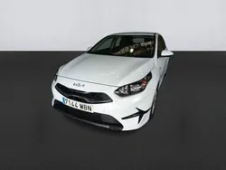 Blanco Usado 2022 Kia Ceed Utilitario | 16.900 € (Precio justo)