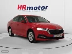 Rojo Usado 2021 Skoda Octavia Ambition Berlina | 20.610 €