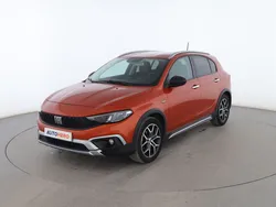 Naranja Usado 2021 Fiat Tipo Cross Utilitario | 14.799 € (Un poco caro)