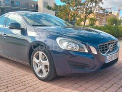 Azul Usado 2011 Volvo S60 Momentum Berlina | 6990 €