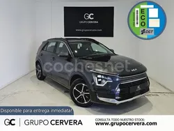 Gris / plata Nuevo 2025 Kia Niro SUV | 31.400 € (Precio justo)