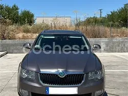 Beige Usado 2013 Skoda Superb Active Familiar | 10.350 €