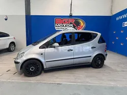 Gris / plata Usado 2003 Mercedes A140 Classic Monovolumen | 2999 € (Un poco caro)