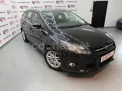 Negro Usado 2012 Ford Focus Titanium Familiar | 6900 € (Precio justo)