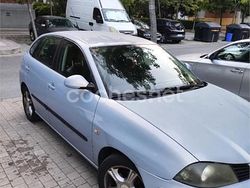 Gris / plata Usado 2004 Seat Ibiza Reference Berlina | 1999 € (Precio justo)