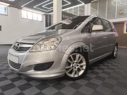 Gris / plata Usado 2010 Opel Zafira Cosmo Monovolumen | 6900 € (Caro)