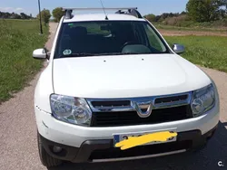 Blanco Usado 2012 Dacia Duster Lauréate SUV | 6000 € (Precio justo)