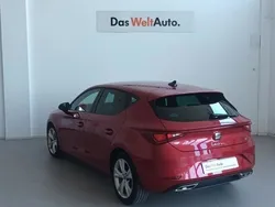 Rojo Nuevo 2025 Seat Leon FR | 28.990 € (Un poco caro)