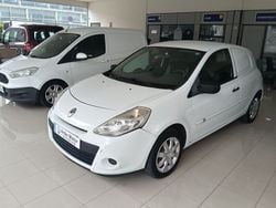 Blanco Usado 2012 Renault Clio IV Collection | 2900 € (Un poco caro)