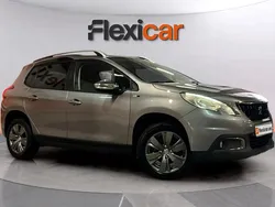 Gris Usado 2017 Peugeot 2008 Style SUV | 9690 € (Precio justo)