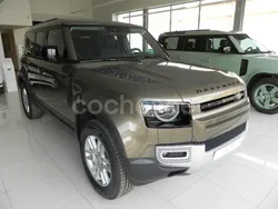 Marrón Nuevo 2025 Land Rover Defender S SUV | 89.990 €