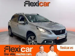 Gris / plata Usado 2018 Peugeot 2008 Style SUV | 10.790 € (Precio justo)