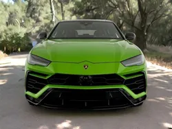 Verde Usado 2022 Lamborghini Urus SUV | 305.400 € (Un poco caro)