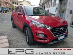 Rojo Usado 2018 Hyundai Tucson SUV | 15.000 €