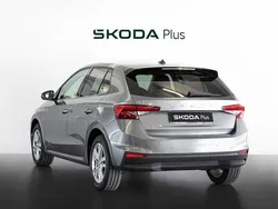 Gris Usado 2024 Skoda Fabia Selection Berlina | 18.300 € (Precio justo)