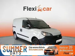 Blanco Usado 2022 Fiat Doblò Easy Monovolumen | 11.490 € (Precio justo)