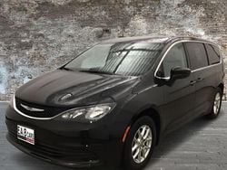 Negro Usado 2018 Chrysler Pacifica Touring SUV | 53.600 €