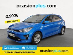 Azul Usado 2023 Kia Rio Berlina | 15.300 € (Precio justo)
