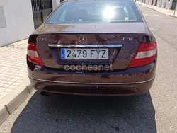 Violeta / lila Usado 2008 Mercedes C200 Berlina | 7500 € (Precio justo)