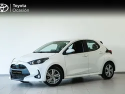 Blanco Usado 2024 Toyota Yaris Hybrid Active | 22.900 € (Precio justo)