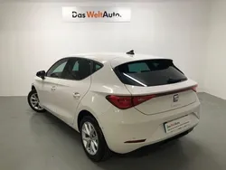 Blanco Usado 2024 Seat Leon Style | 23.990 € (Buen precio)