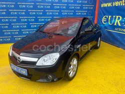 Negro Usado 2006 Opel Tigra Enjoy Descapotable | 4949 € (Precio justo)