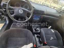 Verde Usado 2001 VW Passat Comfortline Berlina | 1800 € (Precio justo)