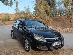 Negro Usado 2004 Opel Astra Enjoy Berlina | 1900 € (Buen precio)