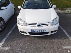 Blanco Usado 2007 VW Golf V Highline Berlina | 4200 € (Buen precio)