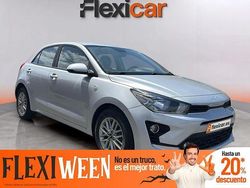 Gris / plata Usado 2023 Kia Rio Berlina | 14.490 € (Precio justo)