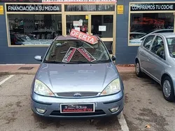 Azul Usado 2004 Ford Focus Trend Utilitario | 1990 € (Precio justo)