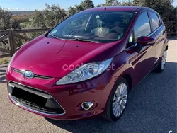 Granate Usado 2008 Ford Fiesta Titanium Utilitario | 4450 €