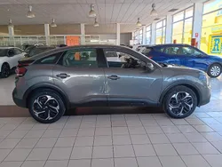 Otro Usado 2023 Citroën C4 Feel Berlina | 17.500 € (Precio justo)
