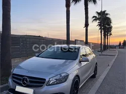 Gris / plata Usado 2015 Mercedes A180 AMG line Berlina | 11.500 € (Buen precio)