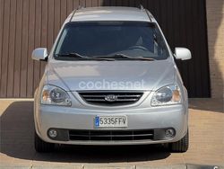 Gris / plata Usado 2006 Kia Carens LX Monovolumen | 3300 €