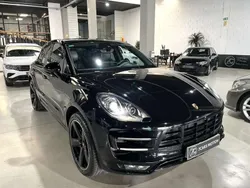 Negro Usado 2015 Porsche Macan Turbo SUV | 37.900 € (Precio justo)