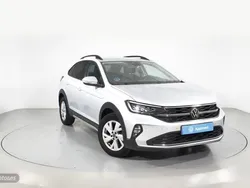 Plateado Usado 2024 VW Taigo Life SUV | 23.800 € (Un poco caro)