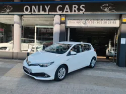 Blanco Usado 2016 Toyota Auris Hybrid Advance Berlina | 13.990 € (Precio justo)