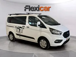 Blanco Usado 2019 Ford Tourneo Custom Trend Monovolumen | 23.990 € (Buen precio)