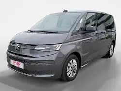 Gris / plata Usado 2023 VW Multivan Monovolumen | 48.800 € (Precio justo)