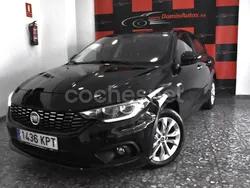 Negro Usado 2018 Fiat Tipo Mirror Berlina | 9990 € (Precio justo)